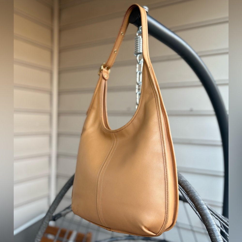 Coach Ergo 33 | Glovetanned Leather | Great Condition | 2022 Archive Re-Edition - Picture 3 of 15